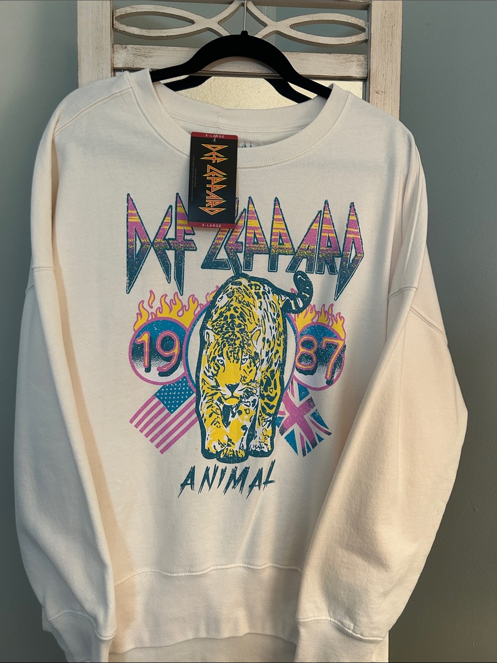 Def Leppard White 'Animal' Graphic Crewneck Sweatshirt